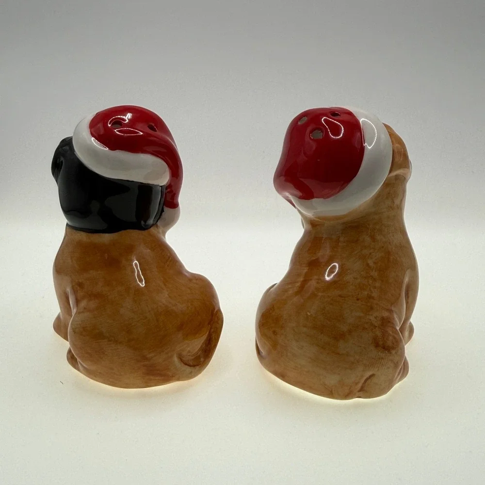 Christmas Puppy Dog Salt and Pepper Shakers Set Pug Golden Retriever Santa Hats